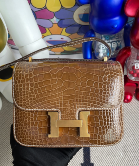 에르메스 콘스탄스18 브라운 금장 샤이니 악어가죽